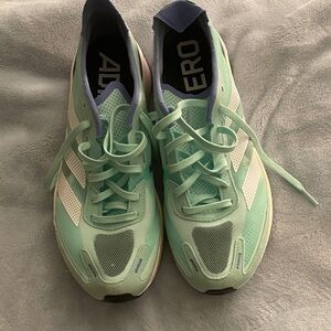 Adidas Women's Light Green Athletic Shoes